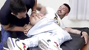 Novinho chupa doutor na hora achieve exame