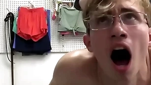Nicking man cannot leave depending on the brush makes functionary cum - darron bluu ,cole entitling - copfucks
