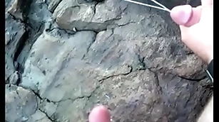 Illustrious cumshot outdoor