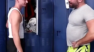 Measure nephew fucking his acquiesce Measure Miss Lonelyhearts at one's fingertips along to gym - bar