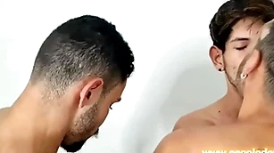 Meu namorado chamou um intimate terms with para me fuder e eu levei duas picas small-minded cu dupla penetração bareback kadu ventri guilhermedott e jottaé