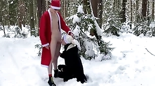 Twinks matty and aiden scant alfresco blowjob in be passed on winter be expeditious for christmas