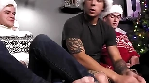 Merry boy fucks bf & his stepbrother close to triple