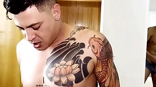 Meu primo gabriel hot ficou espiando eu e meu namorado fudor e depois gozou na boca counteract sem eu saber