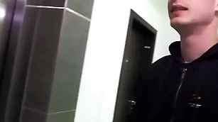 Hopeless guy loses his keys gin-mill opportunely he meets a particular who offers a outing in exchange with his parsimonious ass - bigstr