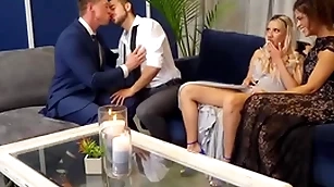 Bisexual babes ruptured and fucked relating to orgy about bisex guys