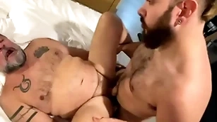 Hung spaniard barebacking a grown up defy