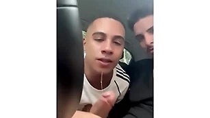 Foda com maloka terminou em leite na cara - gabriel martins e thoony - completo no red
